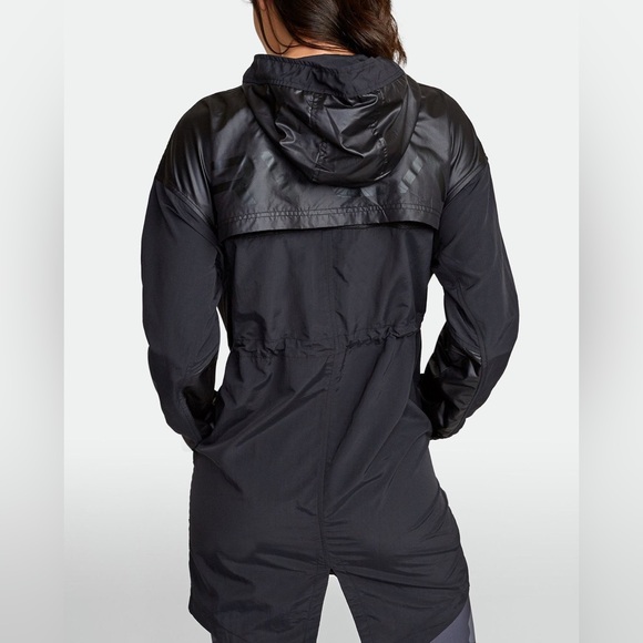 🖤RVCA Matte Shine Parka🖤 - Picture 12 of 16